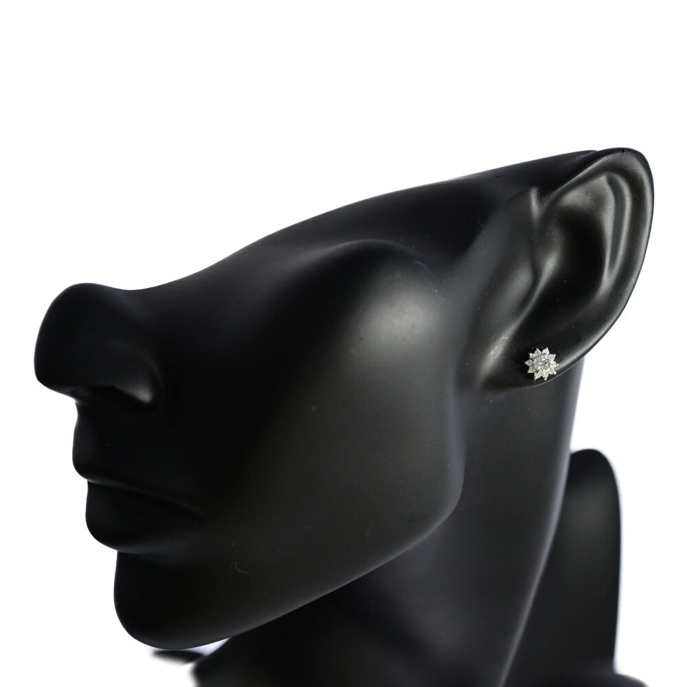 ダイヤモンド ピアス