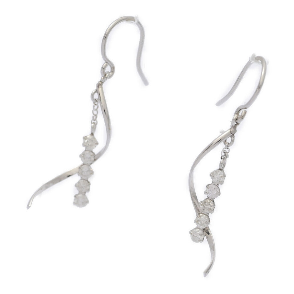 ダイヤモンド ピアス