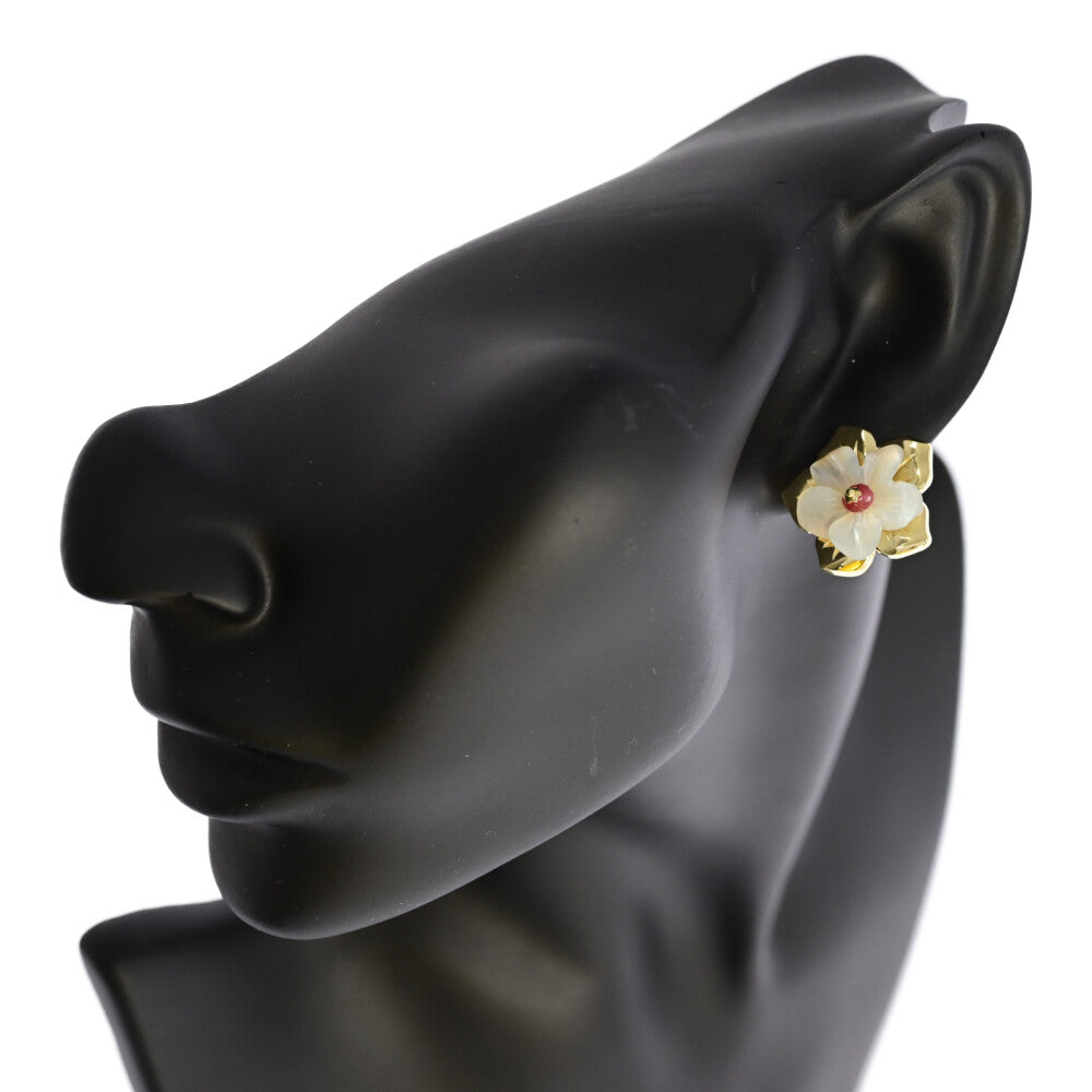 ピアス