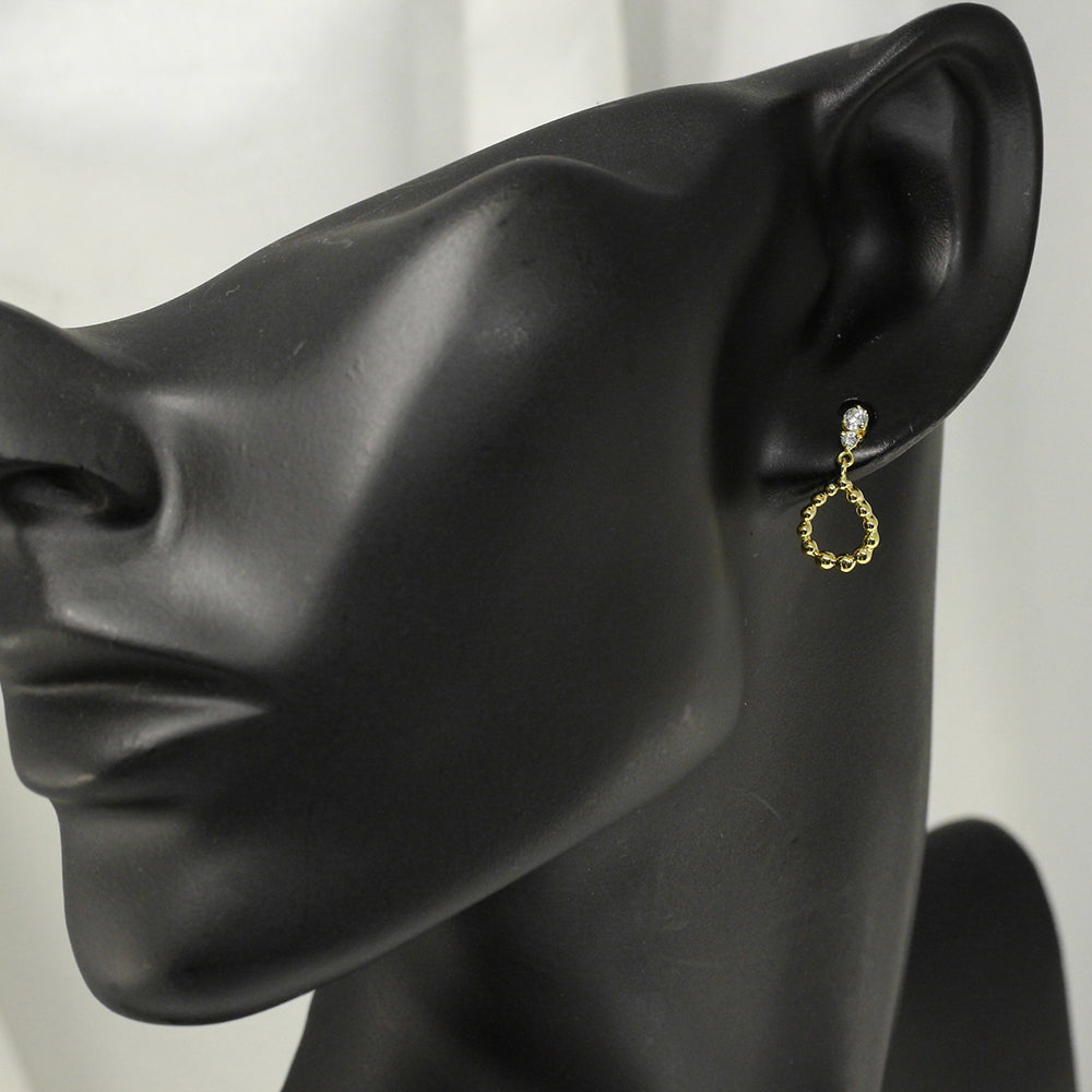 ダイヤモンド ピアス