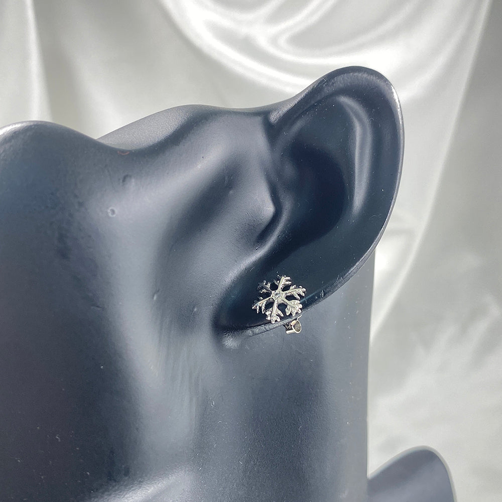 ダイヤモンド ピアス