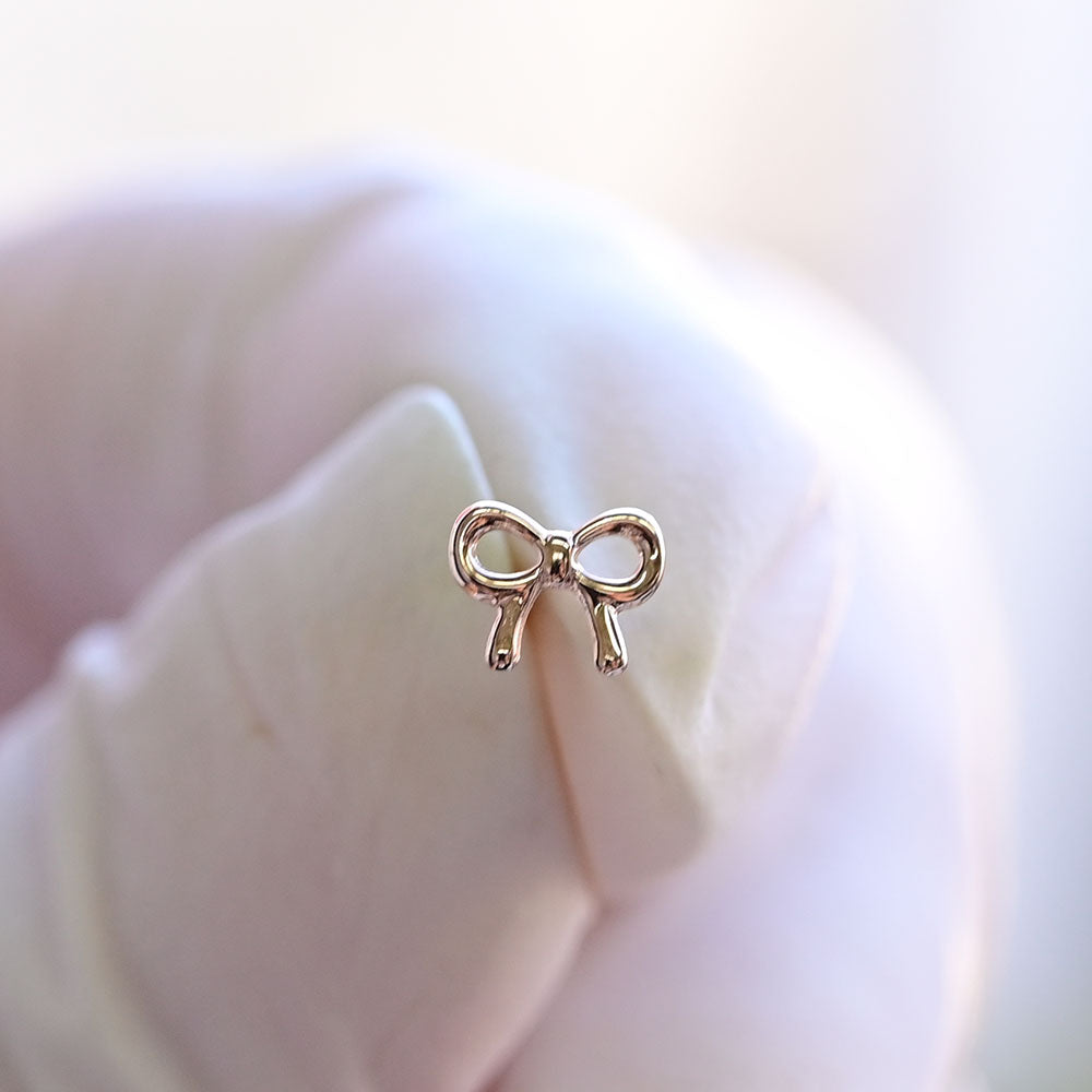 ダイヤモンド ピアス