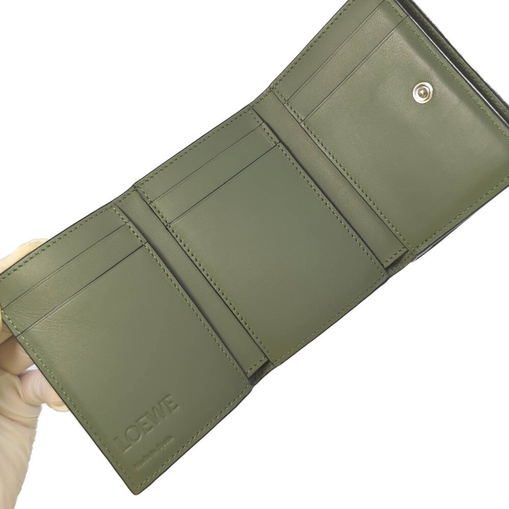 ロエベ 財布
