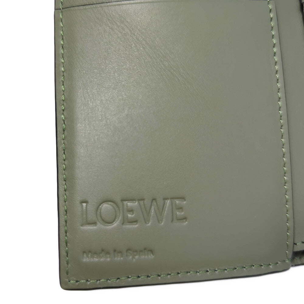 ロエベ 財布