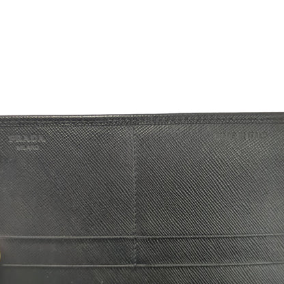 プラダ 財布