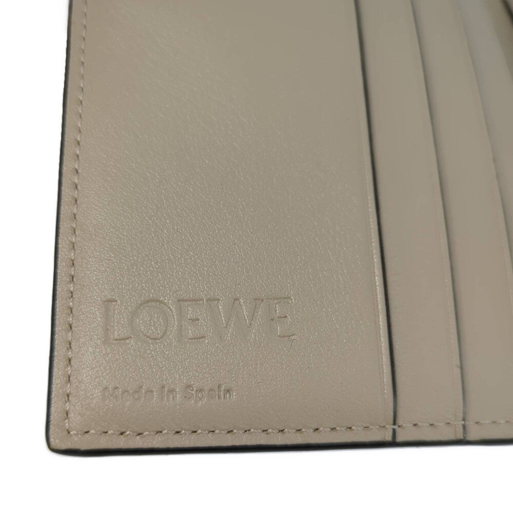 ロエベ 財布