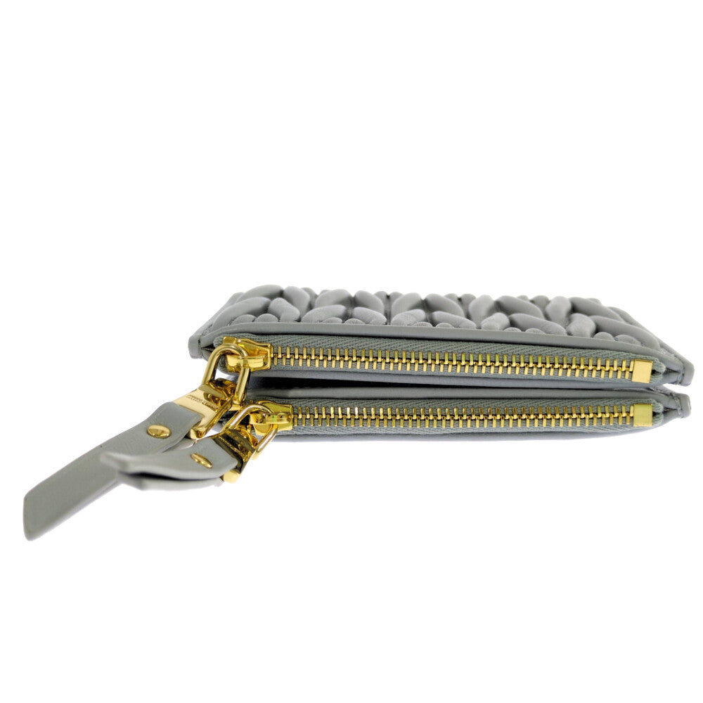 ミュウミュウ 財布