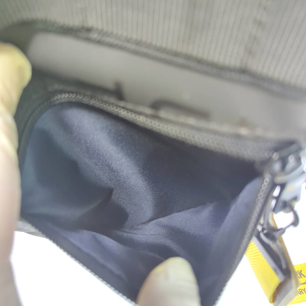 アヴィレックス バッグ