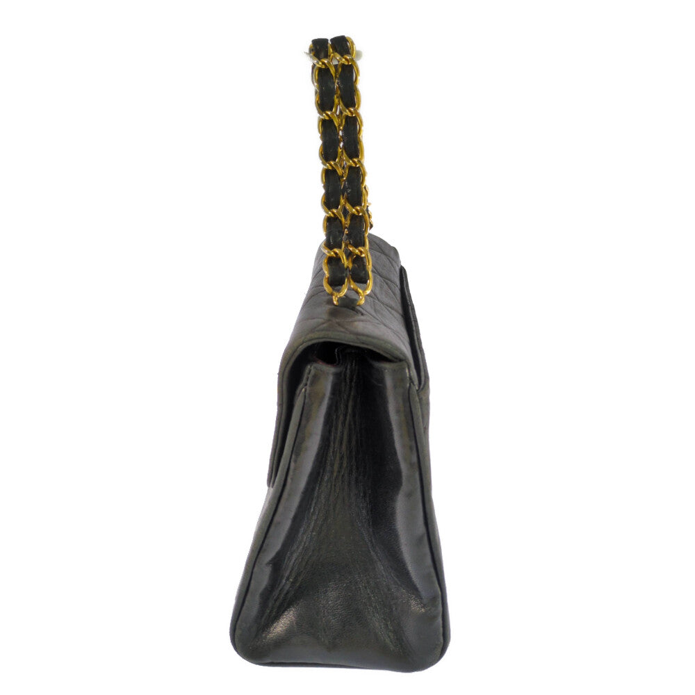 シャネル バッグ