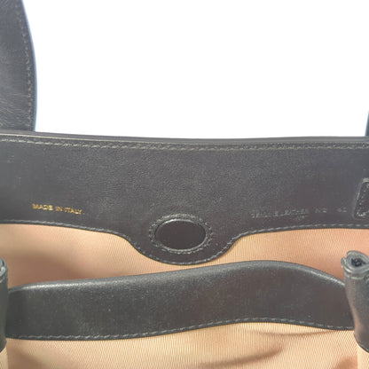 ロジェヴィヴィエ バッグ