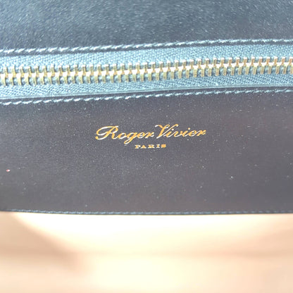 ロジェヴィヴィエ バッグ