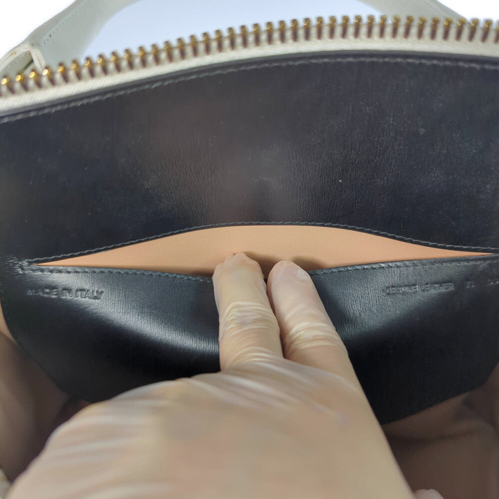 ロジェヴィヴィエ バッグ