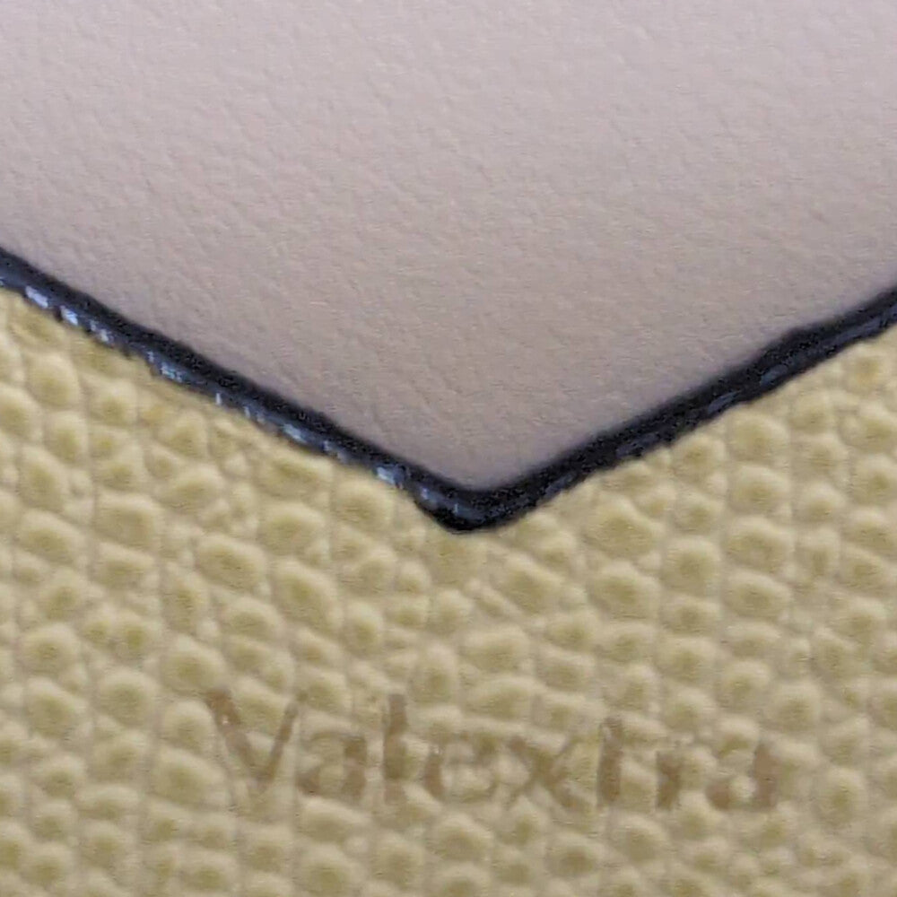 ヴァレクストラ バッグ