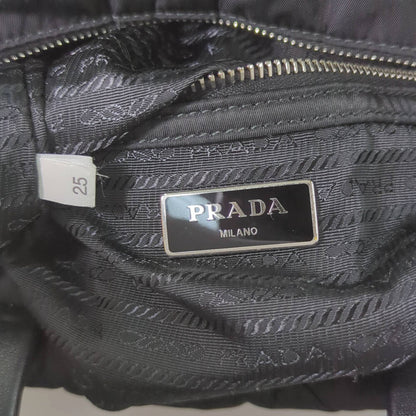 プラダ バッグ