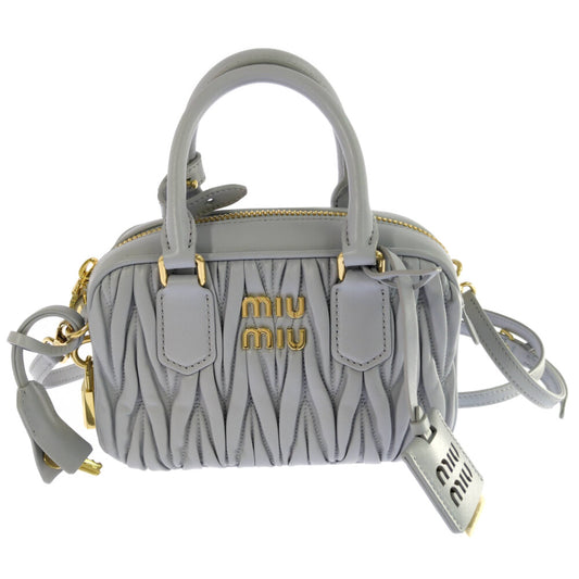 ミュウミュウ バッグ