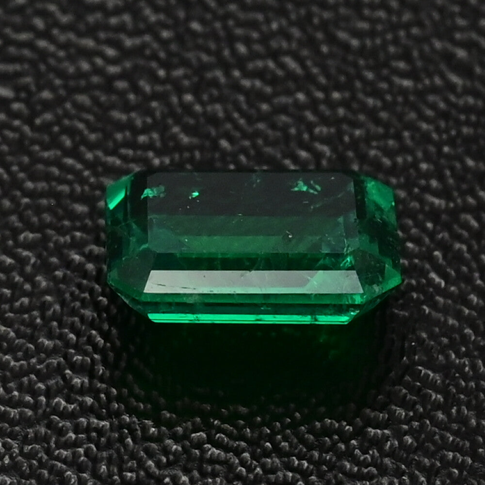 エメラルド ルース