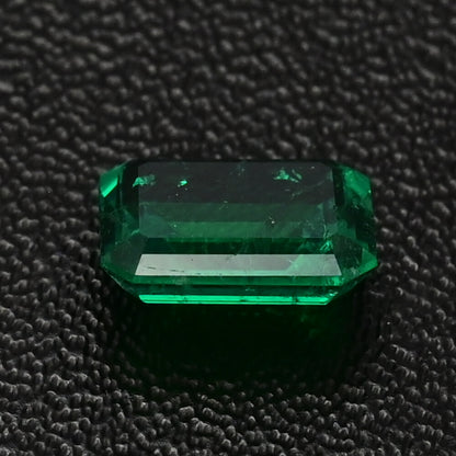 エメラルド ルース