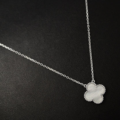 ヴァンクリーフアンドアーペル ネックレス・ペンダント