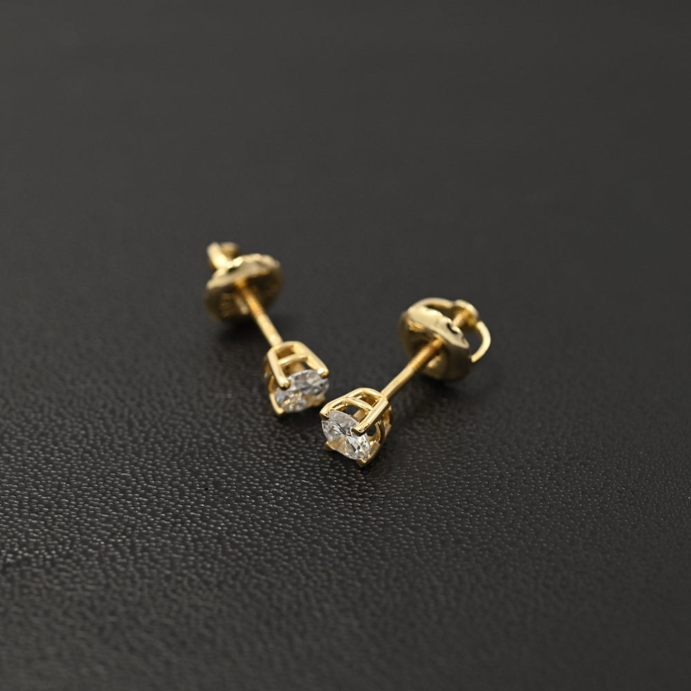 ダイヤモンド ピアス