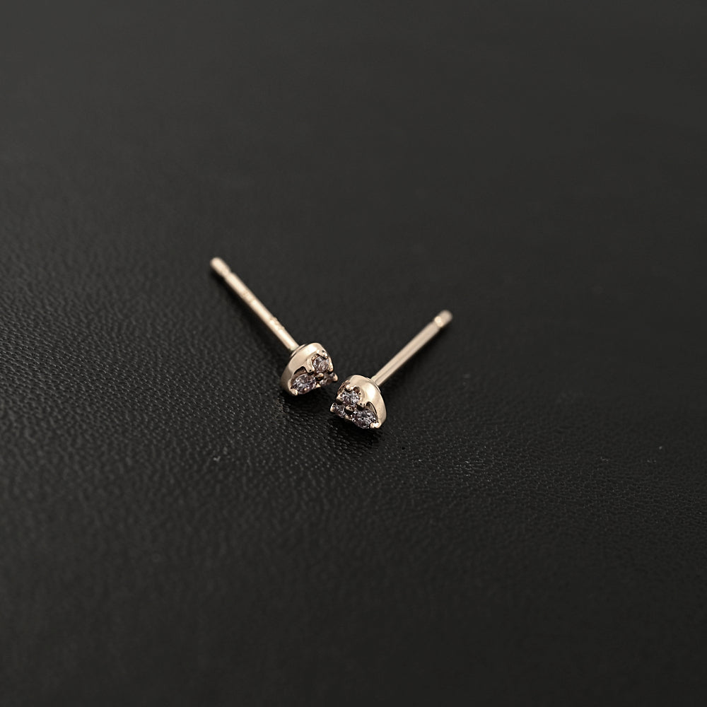 ダイヤモンド ピアス
