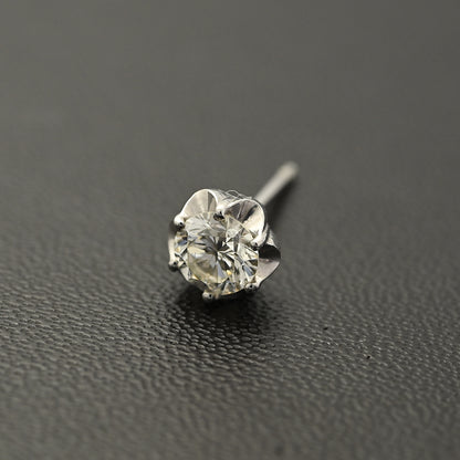 ダイヤモンド ピアス
