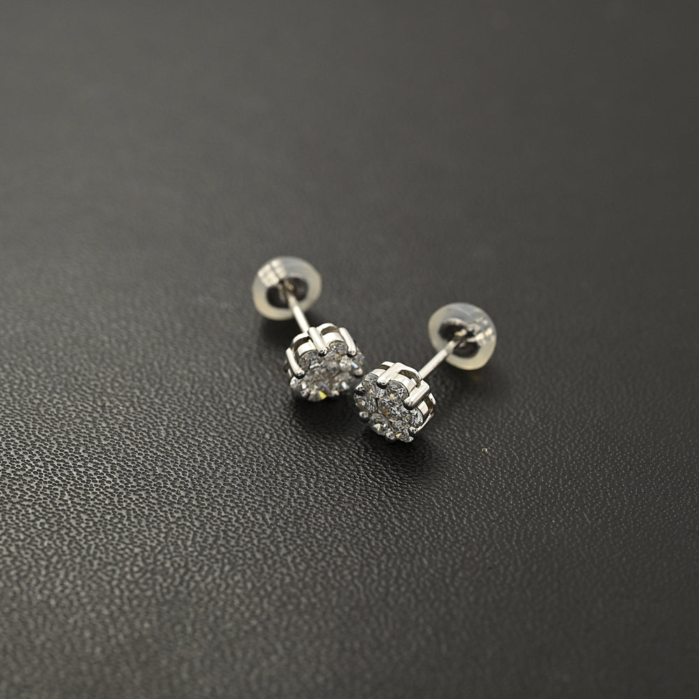 ダイヤモンド ピアス
