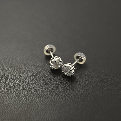 ダイヤモンド ピアス