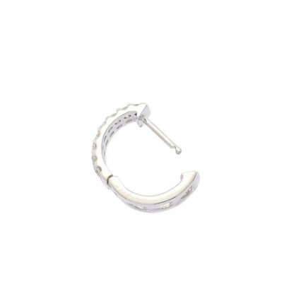 ダイヤモンド ピアス