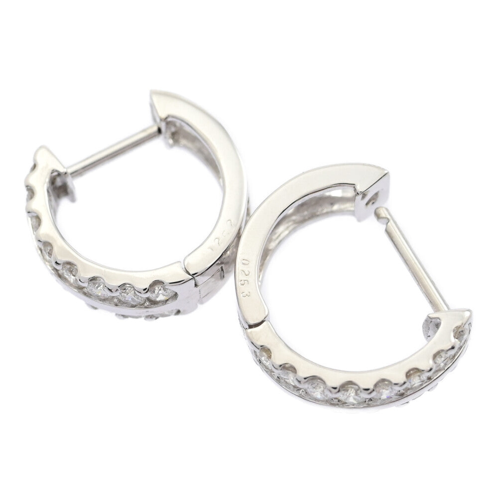 ダイヤモンド ピアス