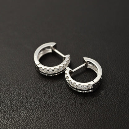 ダイヤモンド ピアス