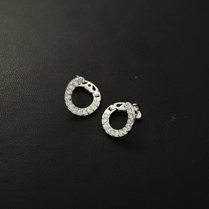 ダイヤモンド ピアス