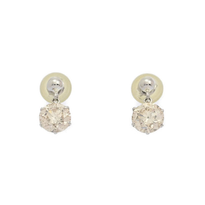 ダイヤモンド ピアス
