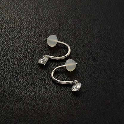 ダイヤモンド ピアス