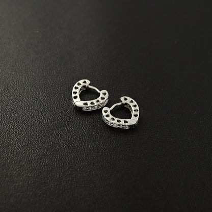 ダイヤモンド ピアス