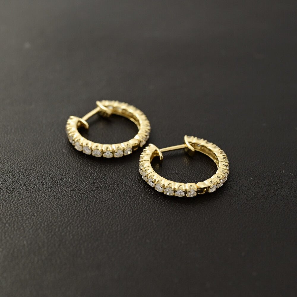 ダイヤモンド ピアス
