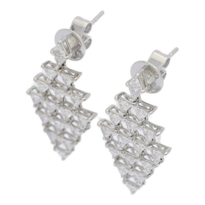 ダイヤモンド ピアス