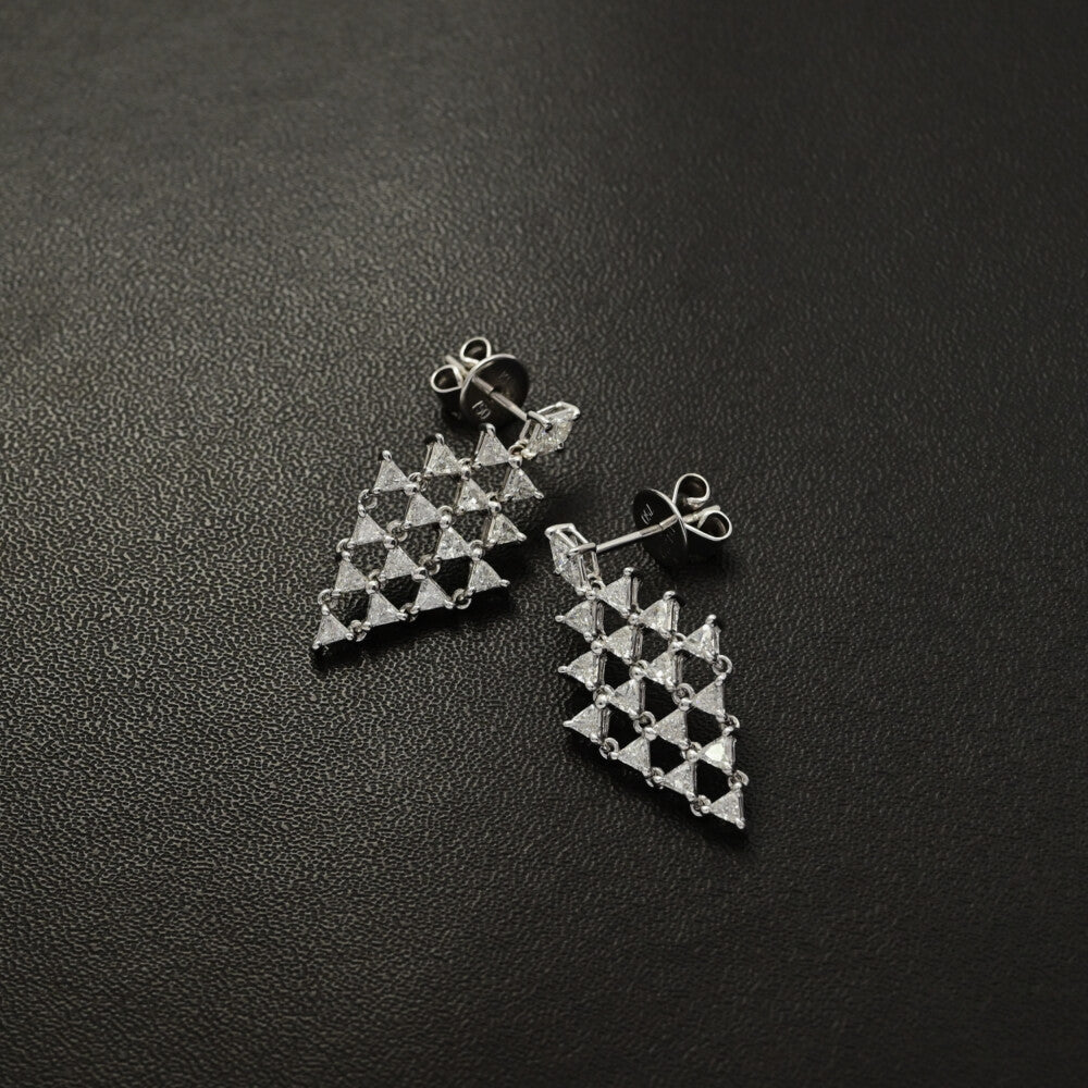 ダイヤモンド ピアス