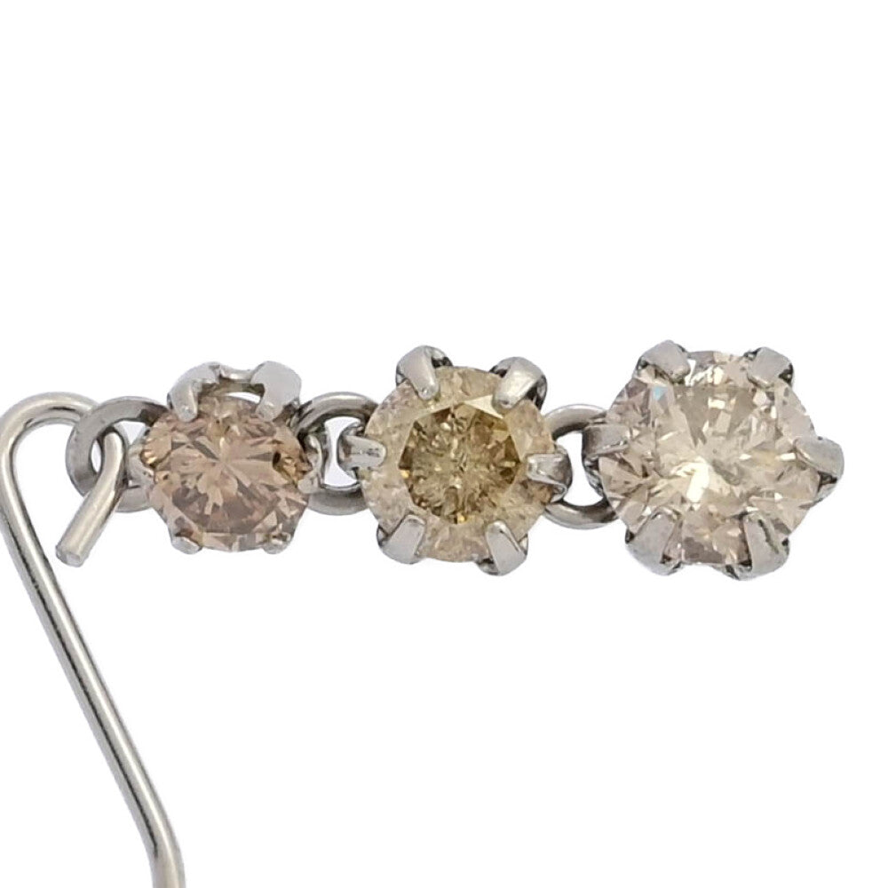 ダイヤモンド ピアス
