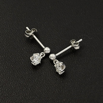 ダイヤモンド ピアス