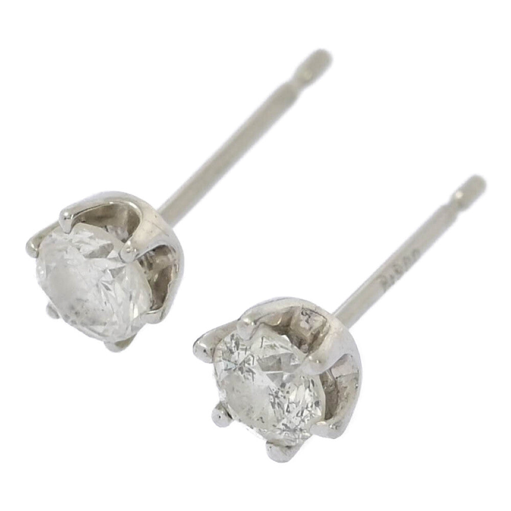 ダイヤモンド ピアス