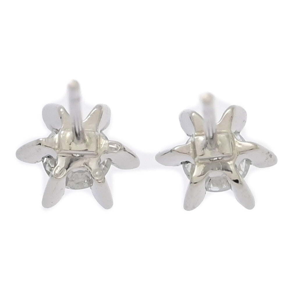 ダイヤモンド ピアス