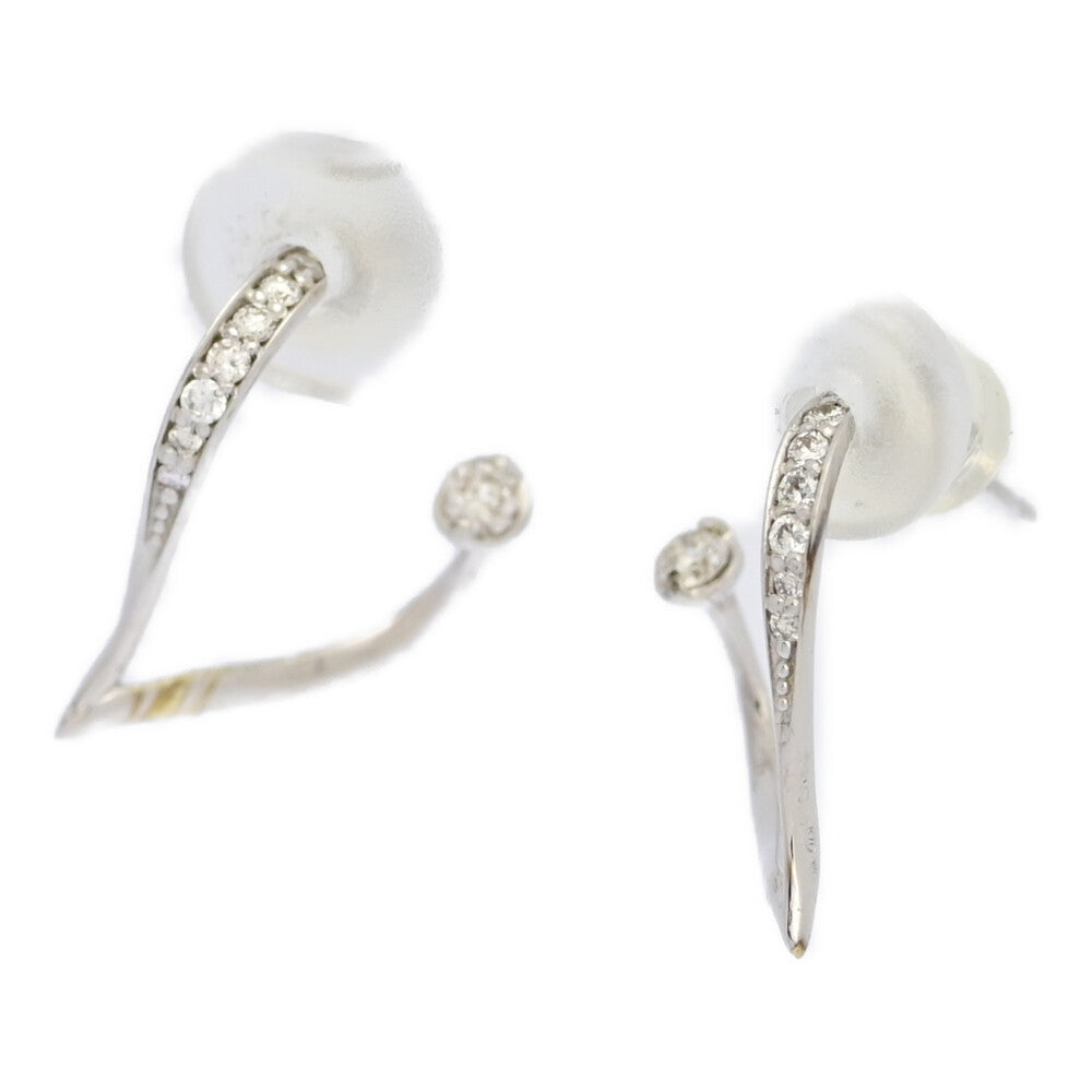 ダイヤモンド ピアス