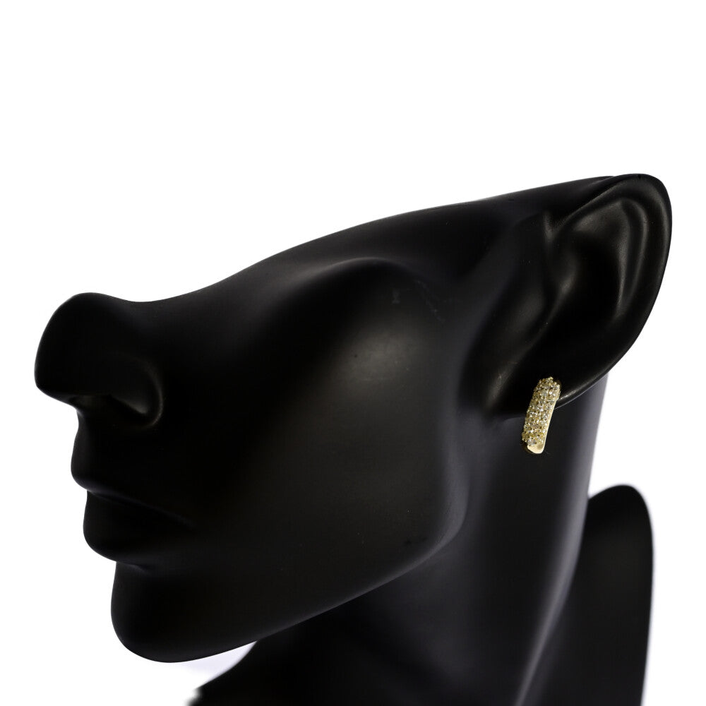 ダイヤモンド ピアス
