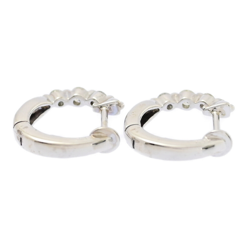 ダイヤモンド ピアス