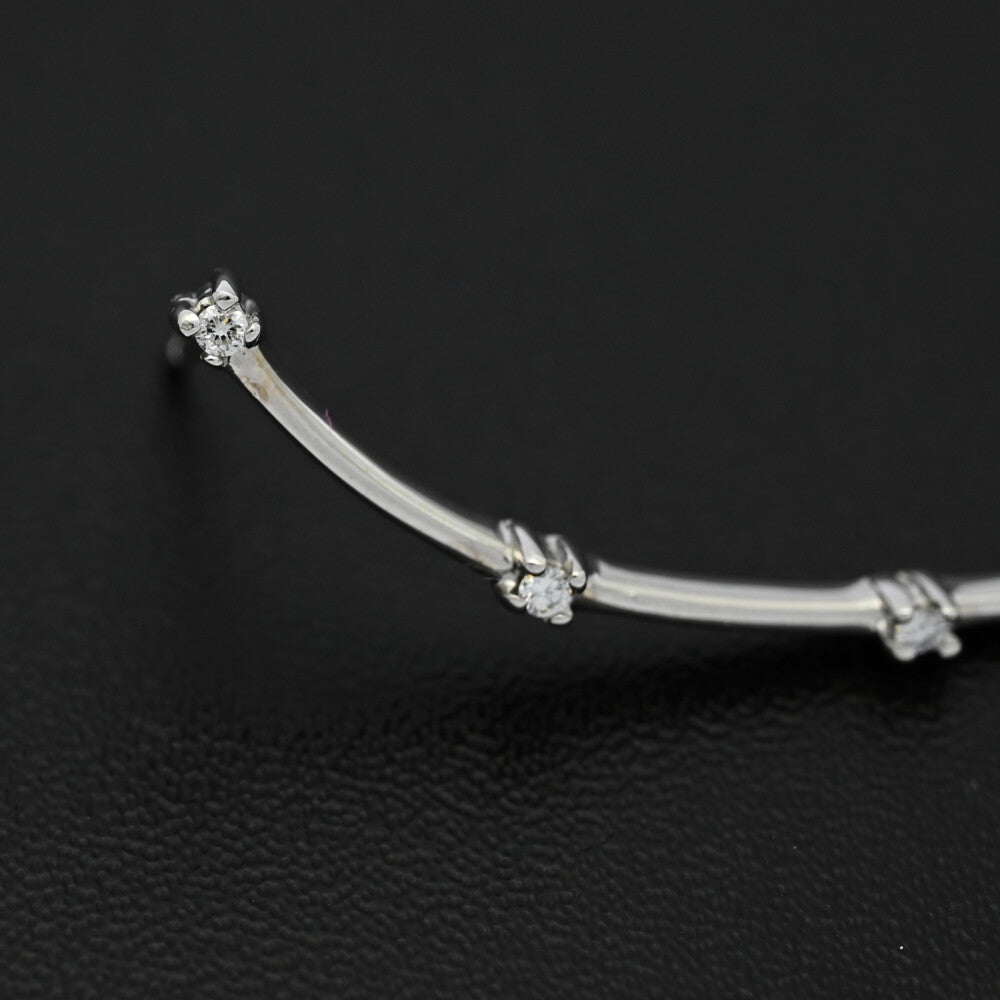 ダイヤモンド ピアス