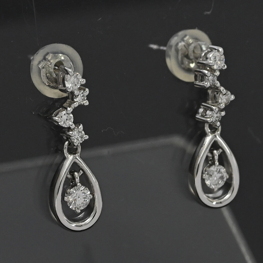 ダイヤモンド ピアス