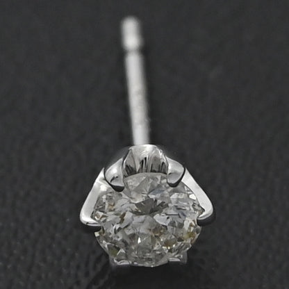 ダイヤモンド ピアス