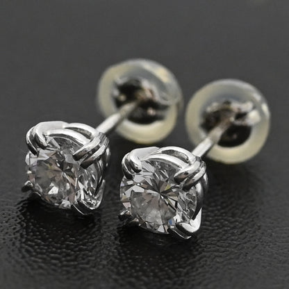 ダイヤモンド ピアス