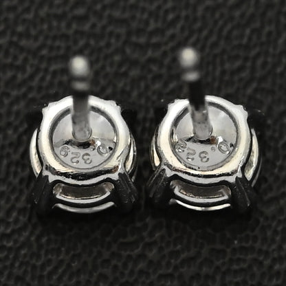 ダイヤモンド ピアス