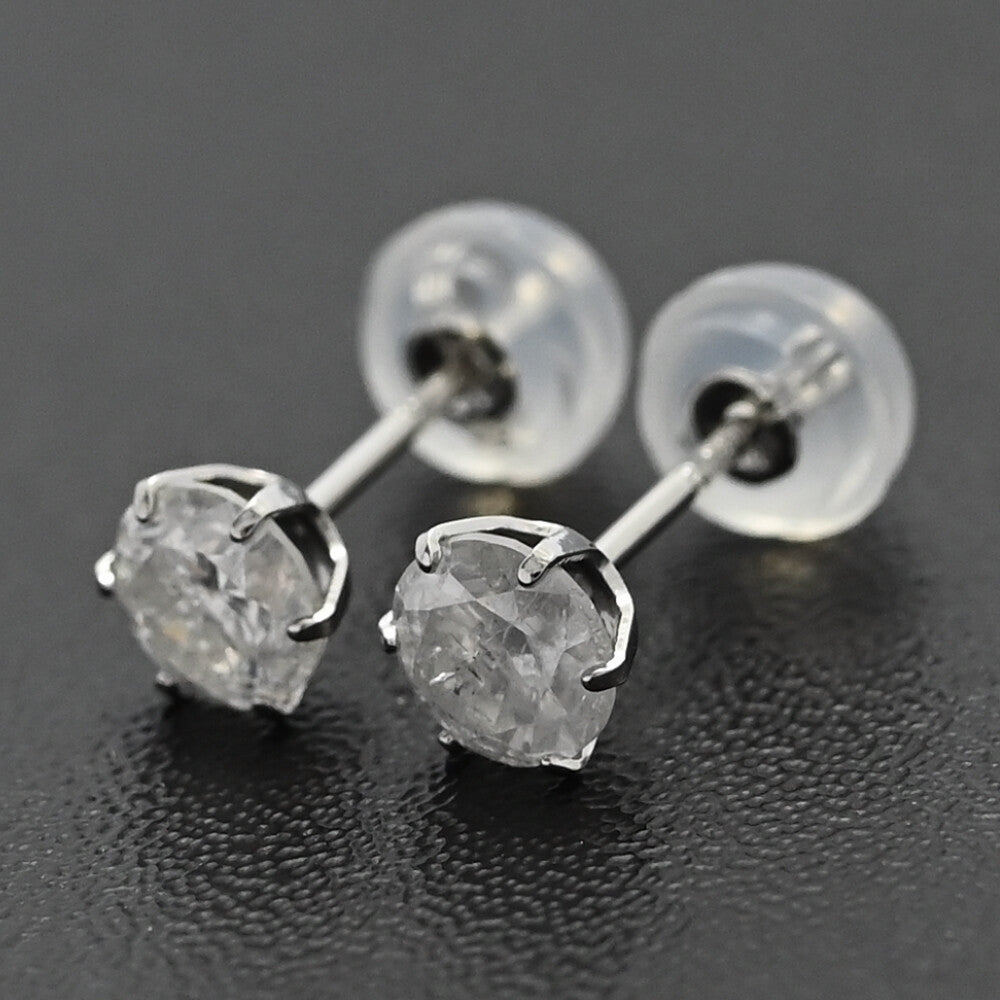 ダイヤモンド ピアス
